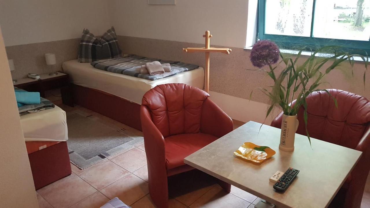 Apartment Im Gruenen Mit Anbindung Ans Zentrum Erfurt Buitenkant foto