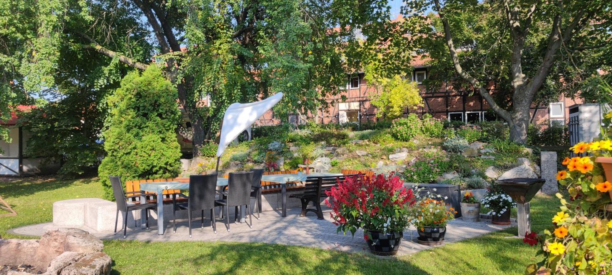 Apartment Im Gruenen Mit Anbindung Ans Zentrum Erfurt Buitenkant foto