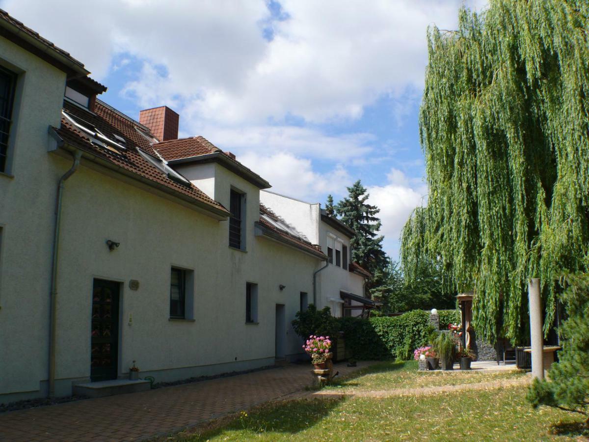 Apartment Im Gruenen Mit Anbindung Ans Zentrum Erfurt Buitenkant foto
